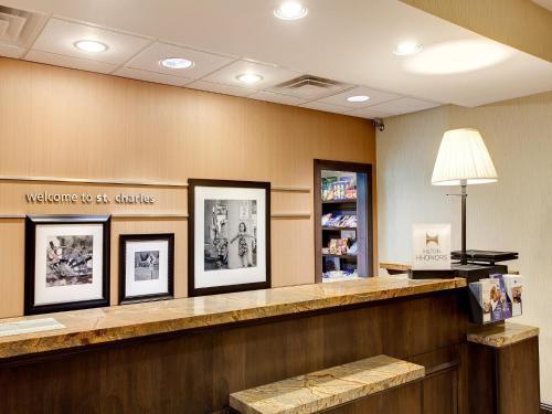 Hampton Inn & Suites Chicago/Saint Charles Dış mekan fotoğraf